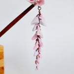 Bacchetta per capelli con fiori di ciliegio e Tsumamizaiku
